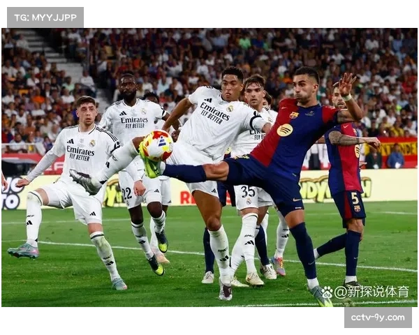 比赛第60分钟,塞维利亚完成本场第20次传中,但仍未破门 比赛第60分钟,塞维利亚完成本场第20次传中,但仍未破门